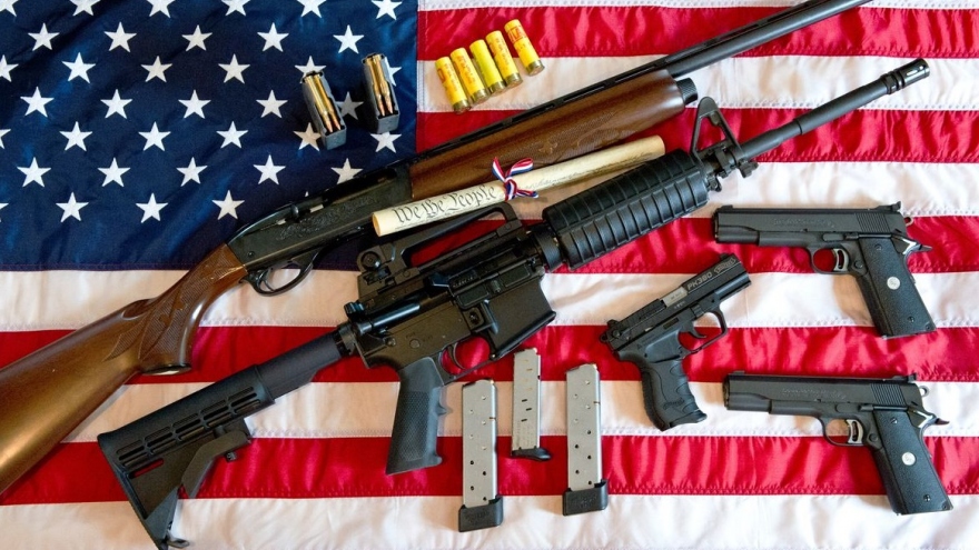 Tổng thống Mỹ thúc giục Quốc hội bỏ phiếu về dự luật kiểm soát súng đạn